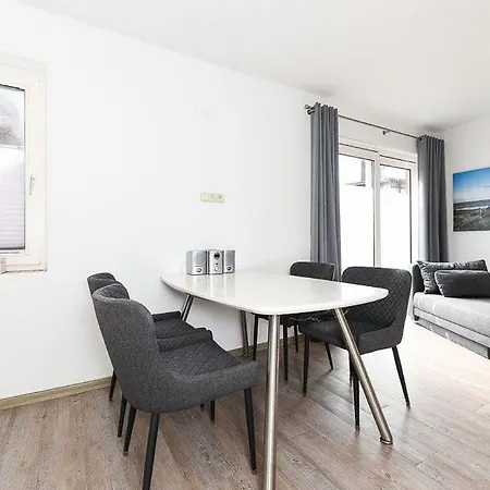 Apartment Haus Tummelkiste *